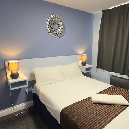 The Terrace Lodge Hotel Yeovil Exteriör bild